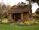 carriage house